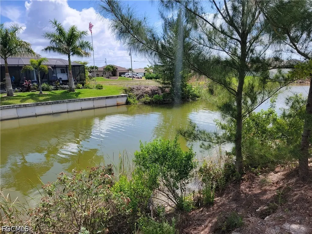 117 NW 14th Avenue Cape Coral FL 33993