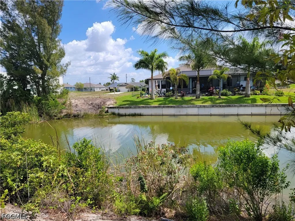 117 NW 14th Avenue Cape Coral FL 33993
