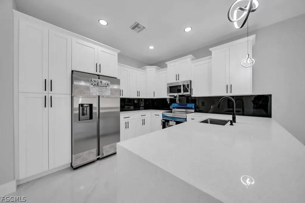 4014 10th Street W Lehigh Acres FL 33971