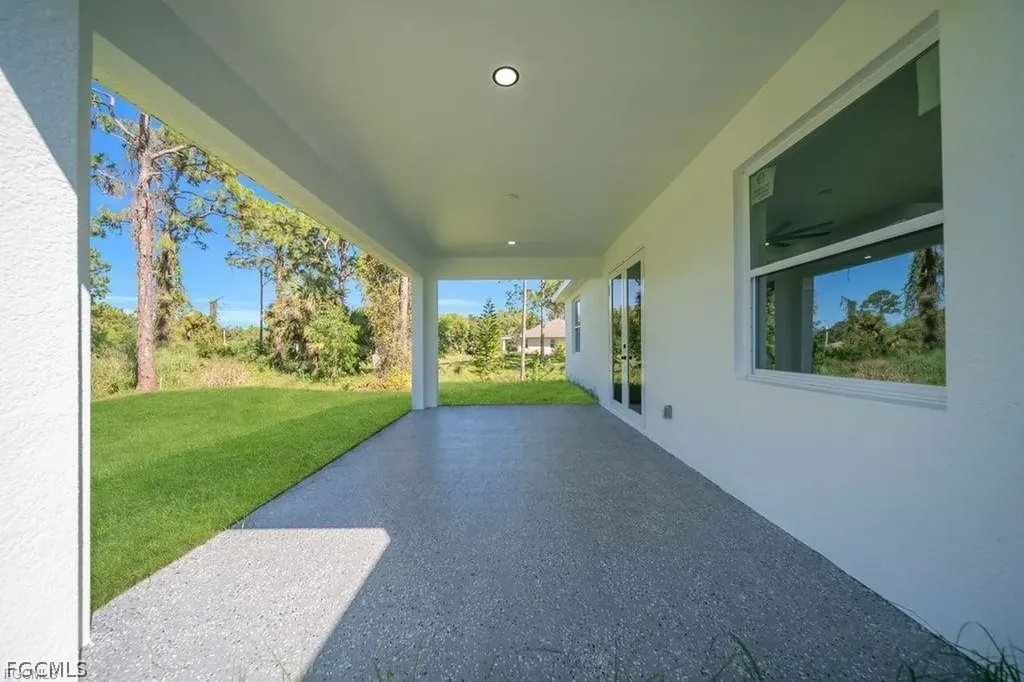 4014 10th Street W Lehigh Acres FL 33971