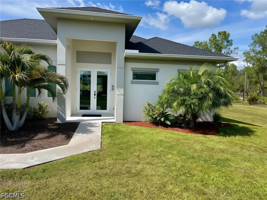 4219 58th Avenue NE Naples FL 34120