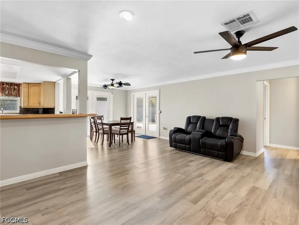 8848 Fordham Street Fort Myers FL 33907