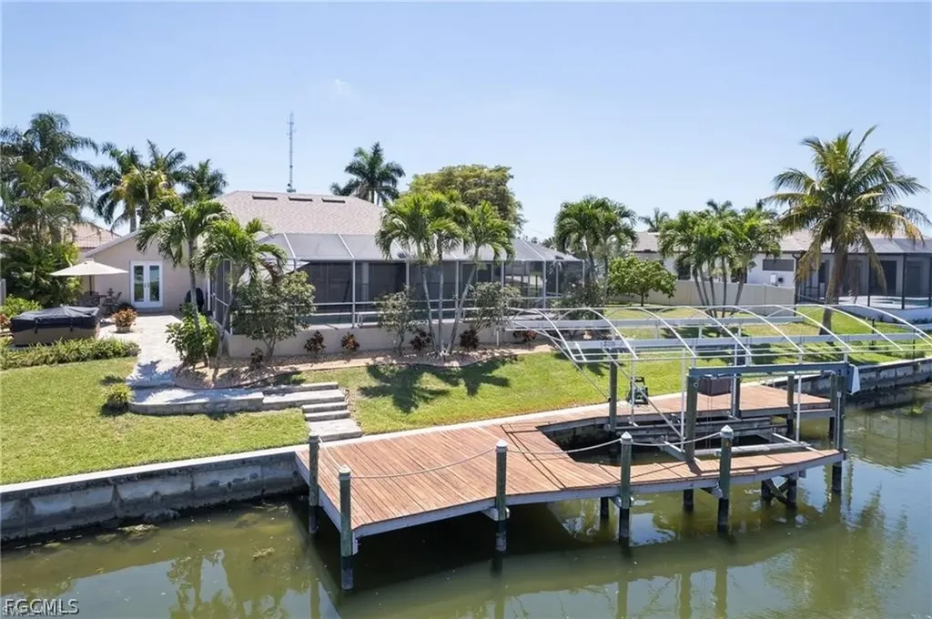 2013 SW 31st Terrace Cape Coral FL 33914
