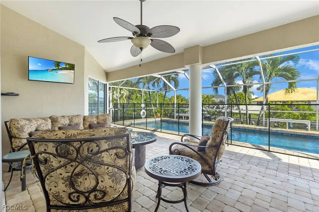 2013 SW 31st Terrace Cape Coral FL 33914
