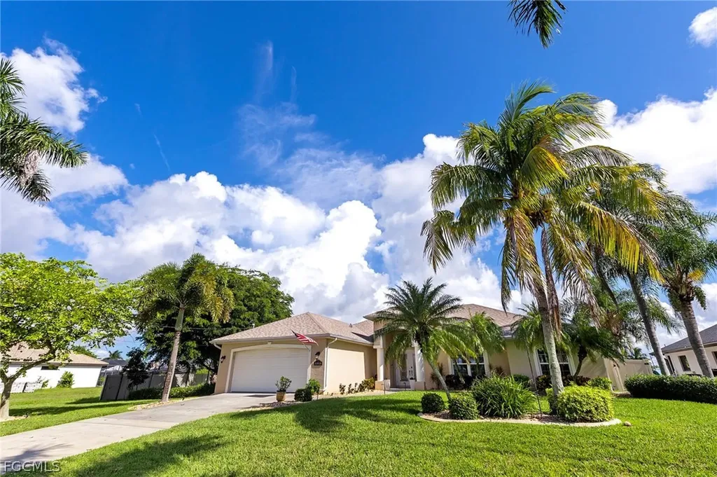 2013 SW 31st Terrace Cape Coral FL 33914