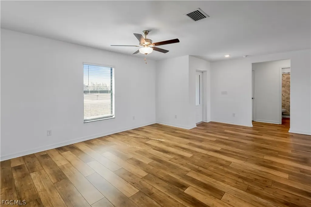 185 Yager Circle Fort Myers FL 33913