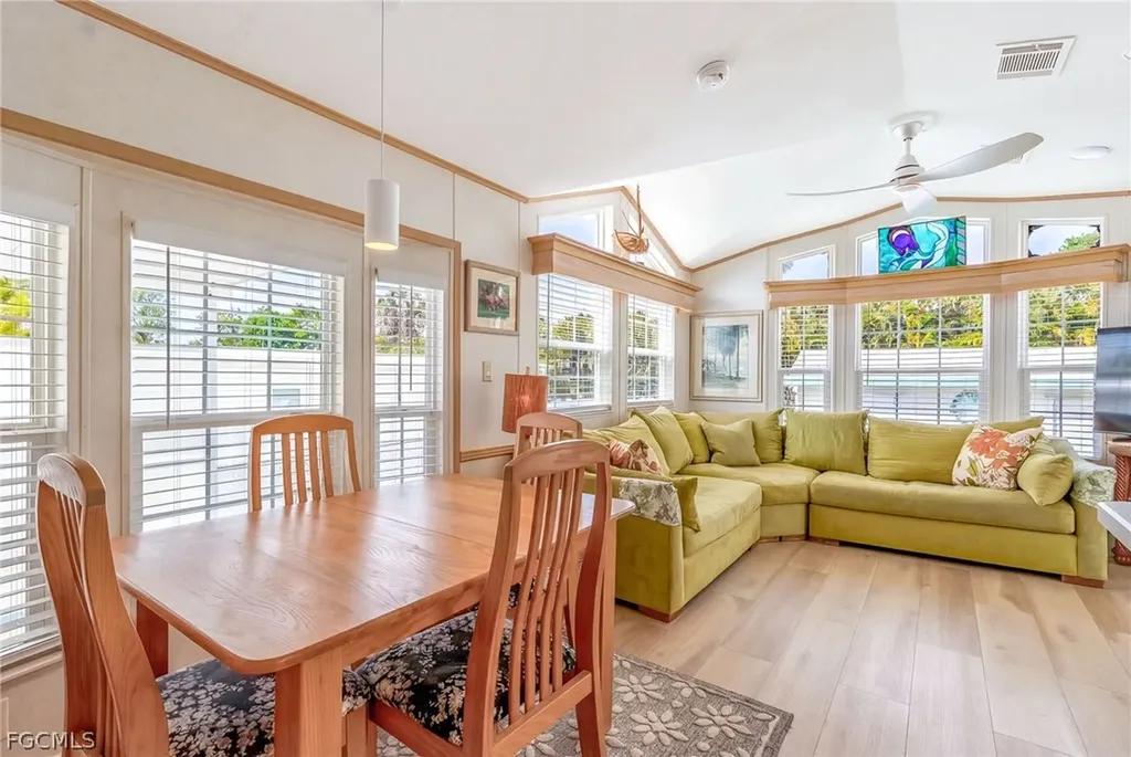 7270 Pinehurst Road Bokeelia FL 33922
