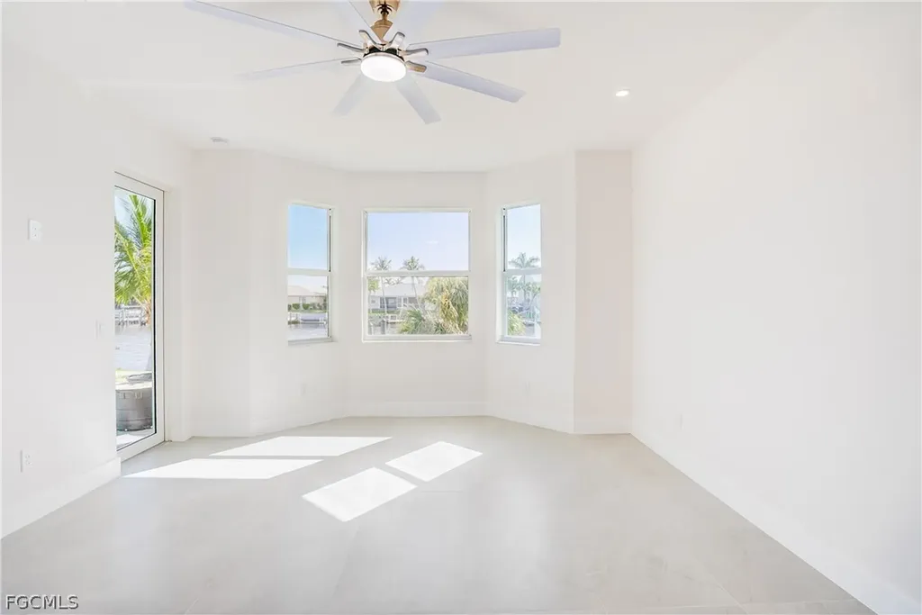 3804 SE 12th Avenue Cape Coral FL 33904