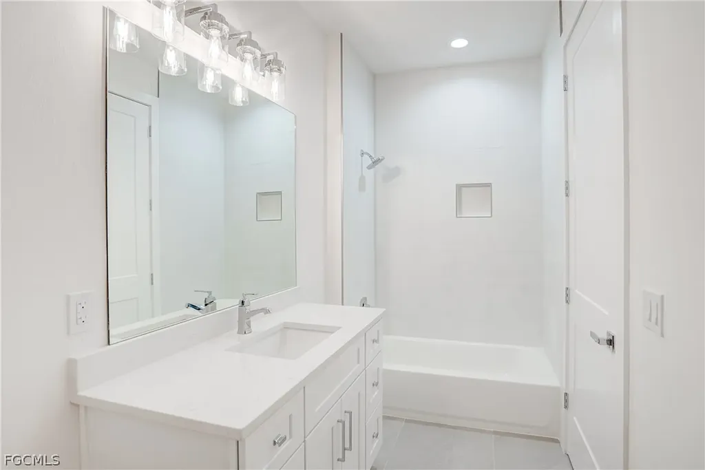 3804 SE 12th Avenue Cape Coral FL 33904
