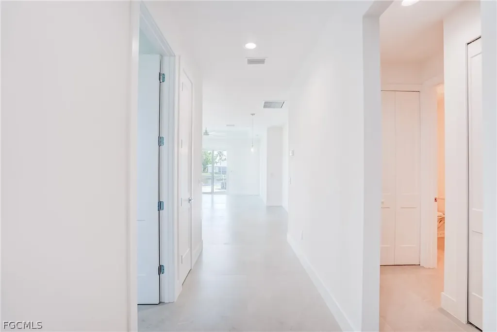 3804 SE 12th Avenue Cape Coral FL 33904
