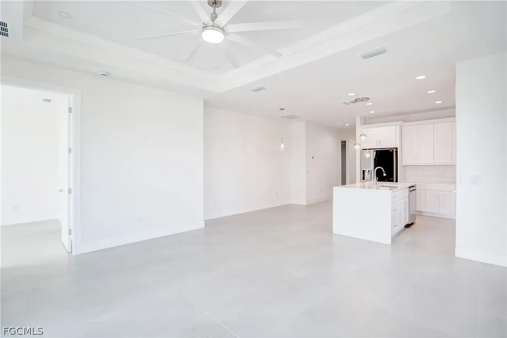 3804 SE 12th Avenue Cape Coral FL 33904