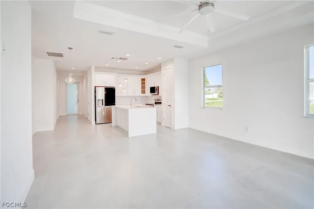 3804 SE 12th Avenue Cape Coral FL 33904