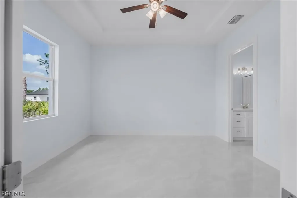 1927 Richmond Avenue N Lehigh Acres FL 33972