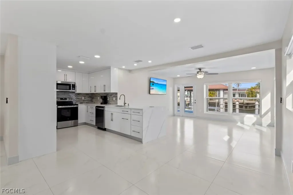 107 Albatross Street Fort Myers Beach FL 33931