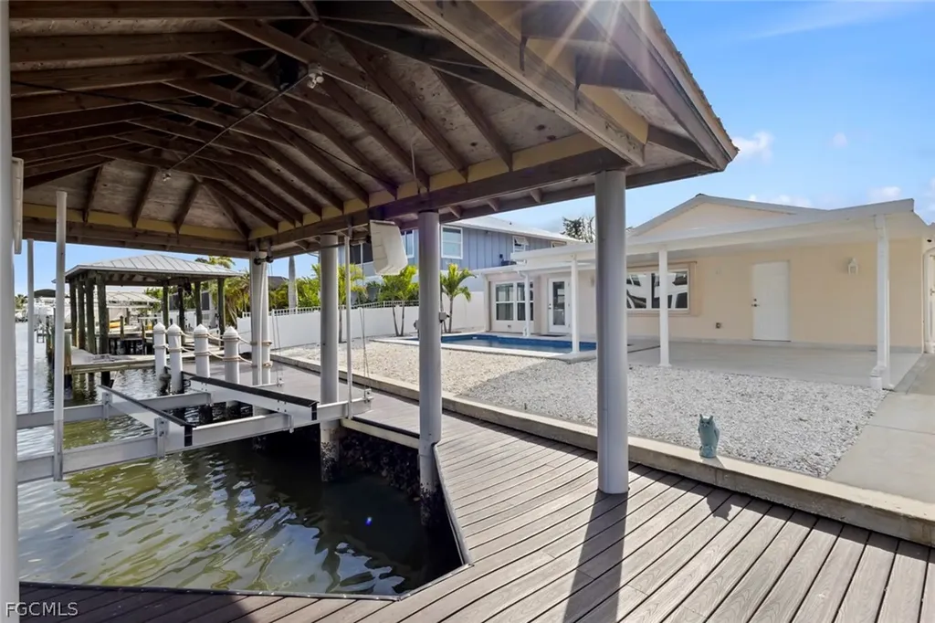 107 Albatross Street Fort Myers Beach FL 33931