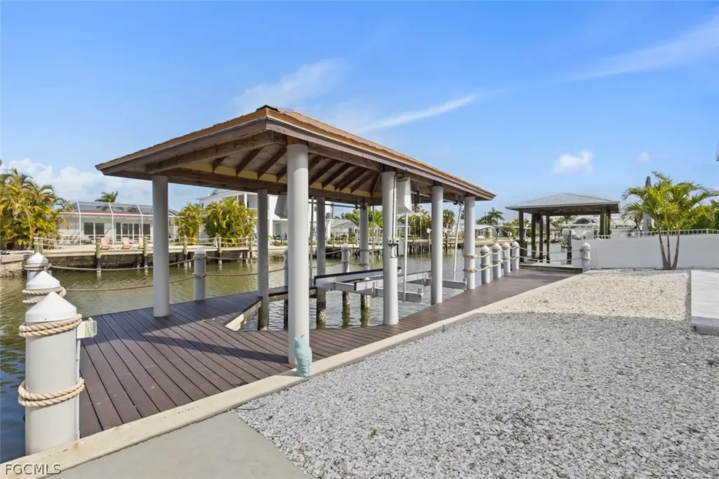 107 Albatross Street Fort Myers Beach FL 33931