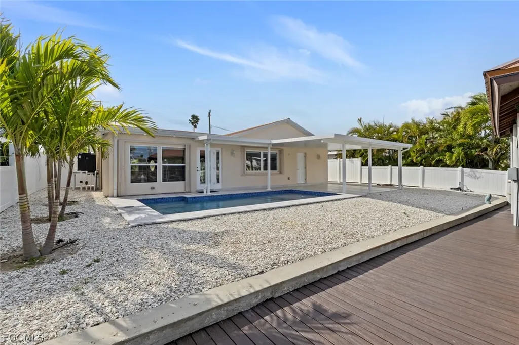 107 Albatross Street Fort Myers Beach FL 33931