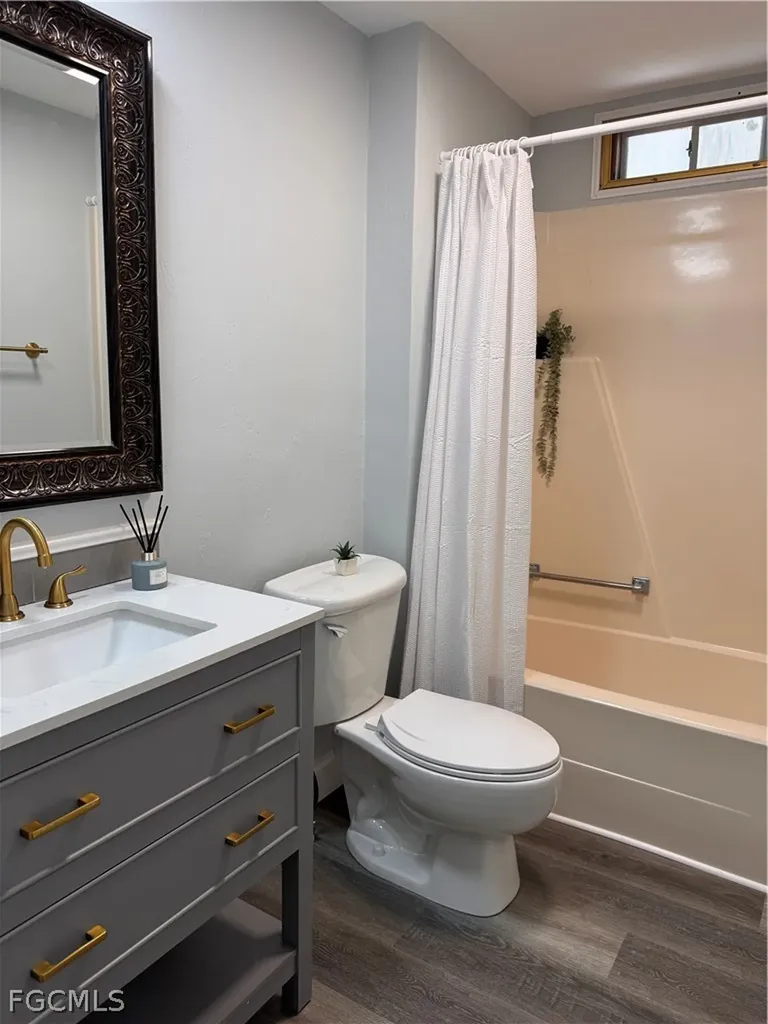 219 Temple Drive Fort Myers FL 33905