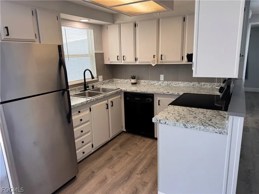 219 Temple Drive Fort Myers FL 33905