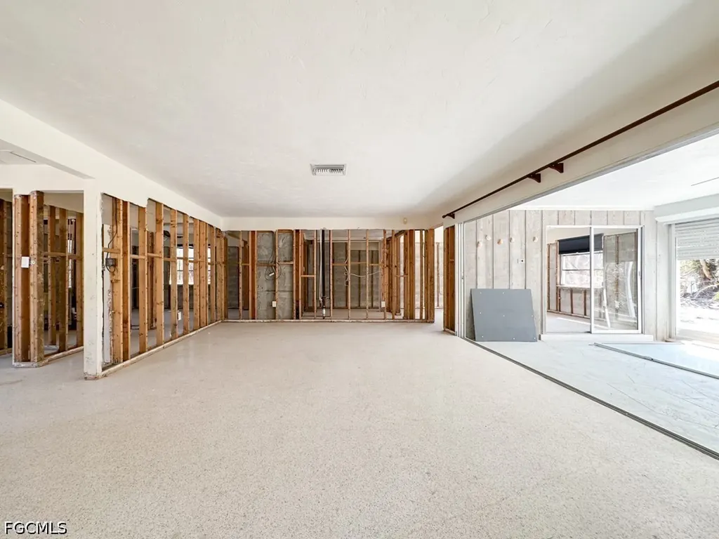 1314 Tahiti Drive Sanibel FL 33957