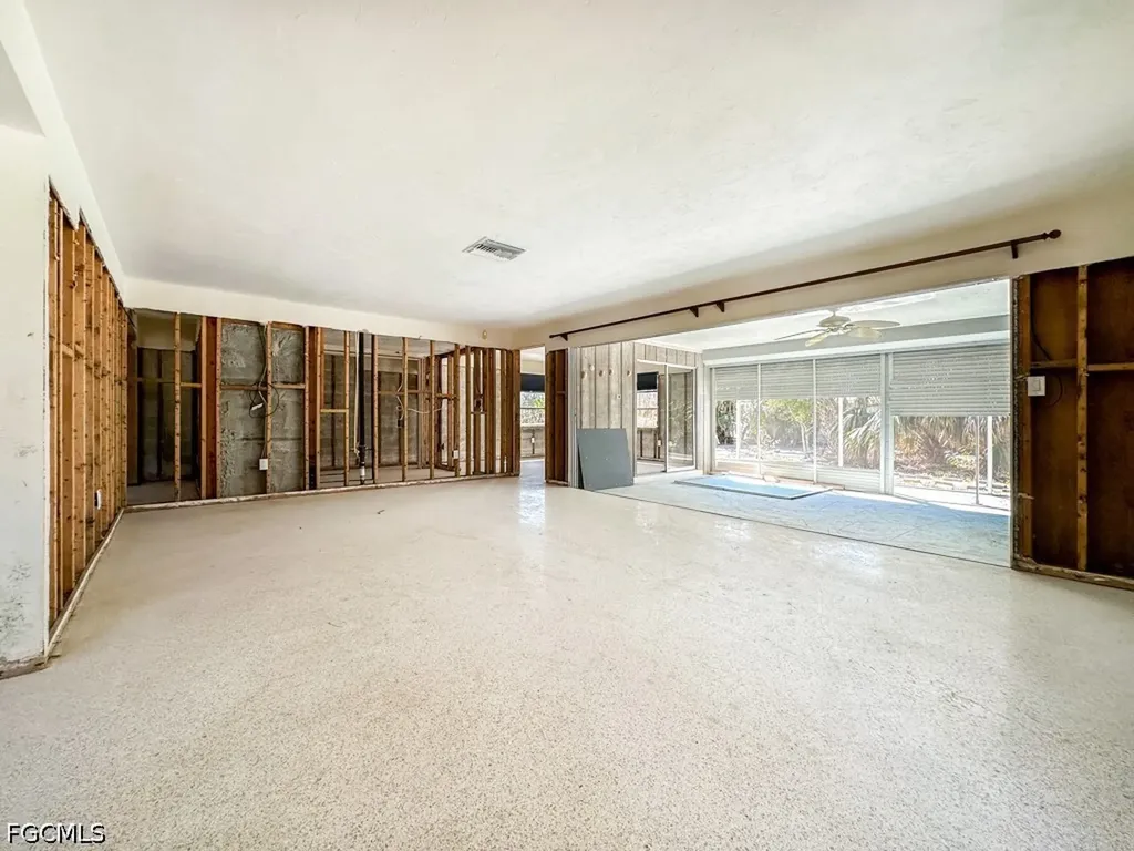 1314 Tahiti Drive Sanibel FL 33957