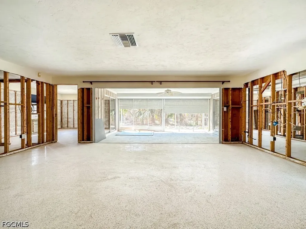 1314 Tahiti Drive Sanibel FL 33957