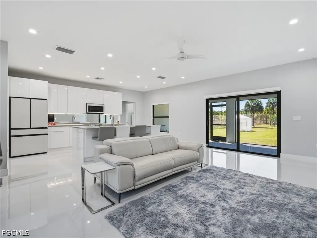 4172 12th Avenue SE Naples FL 34117