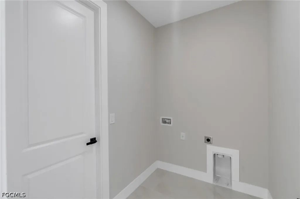 507 Trinity Street E Lehigh Acres FL 33974