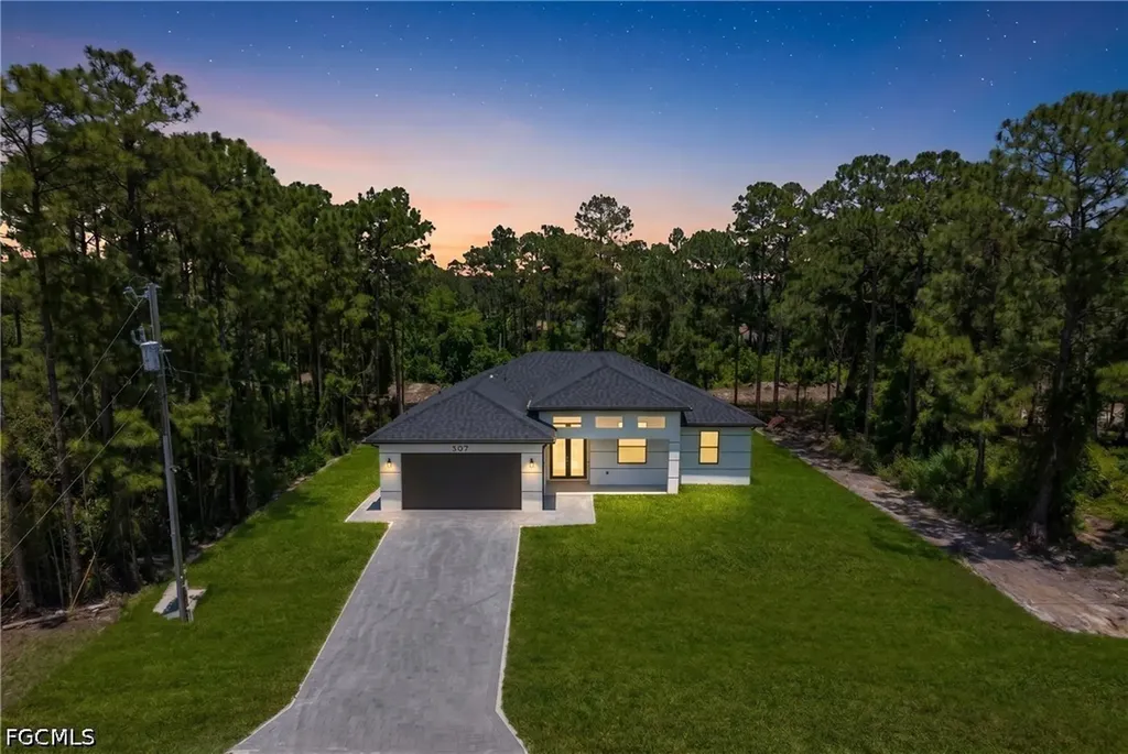 507 Trinity Street E Lehigh Acres FL 33974