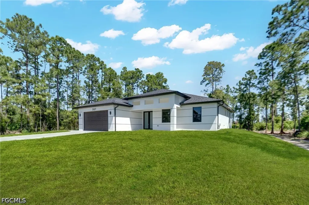 507 Trinity Street E Lehigh Acres FL 33974