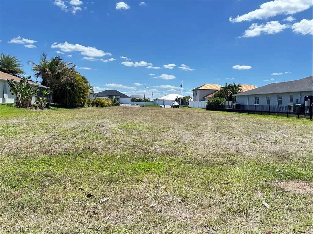 3532 NW 21st Terrace Cape Coral FL 33993