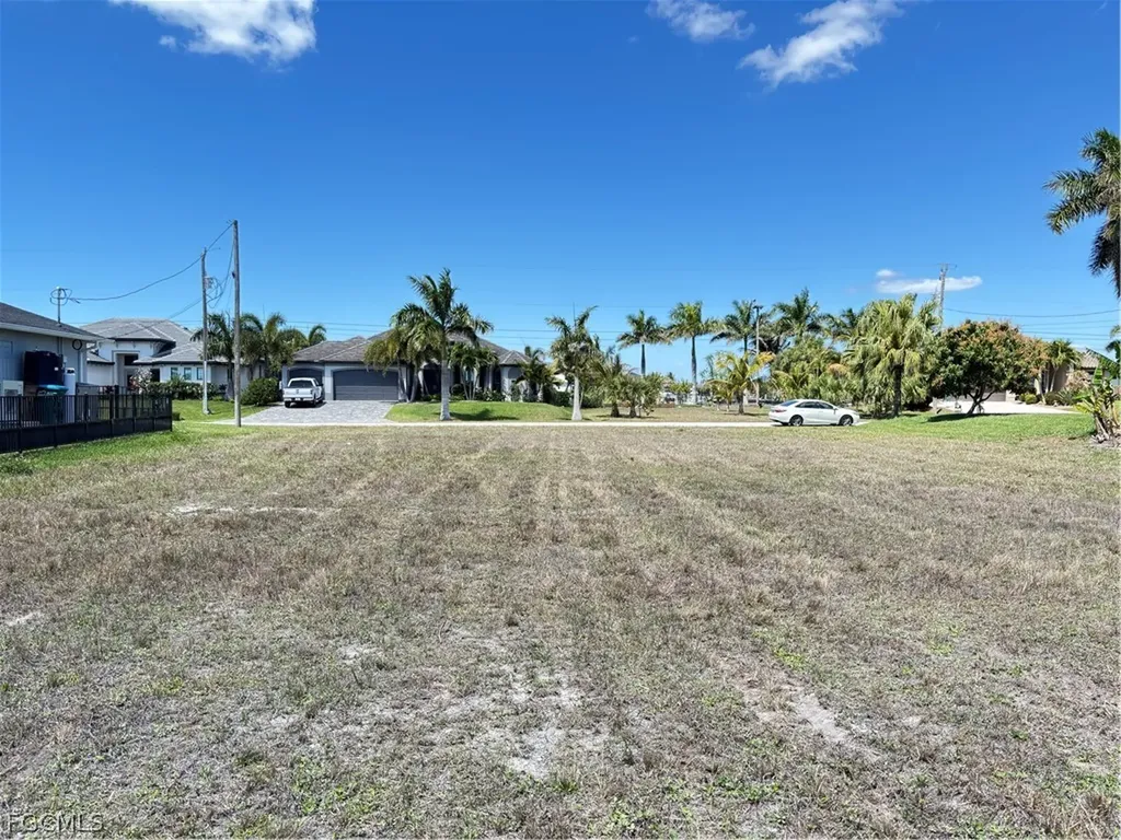 3532 NW 21st Terrace Cape Coral FL 33993