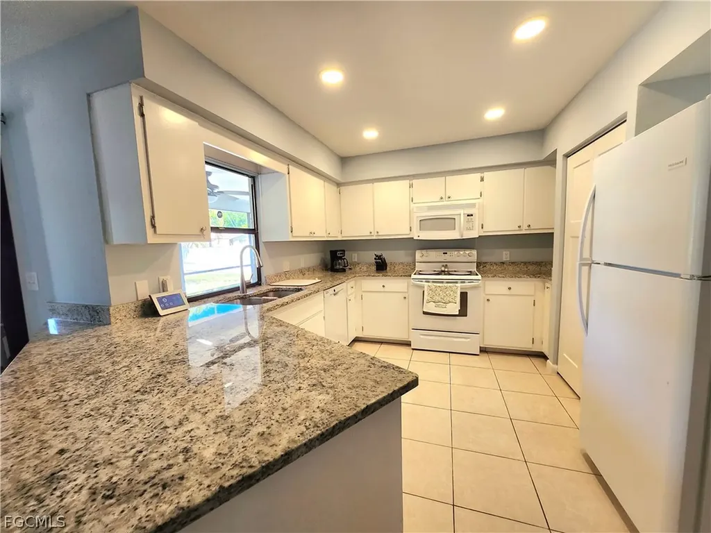 12938 5th Street Fort Myers FL 33905