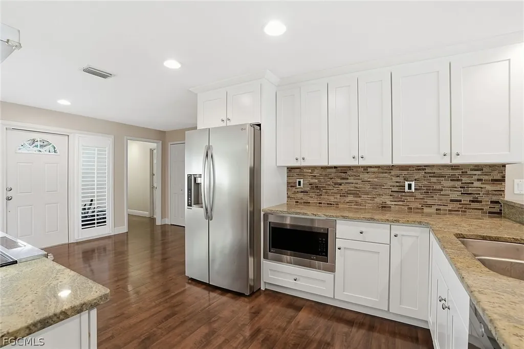 4742 Santa Del Rae Avenue Fort Myers FL 33901