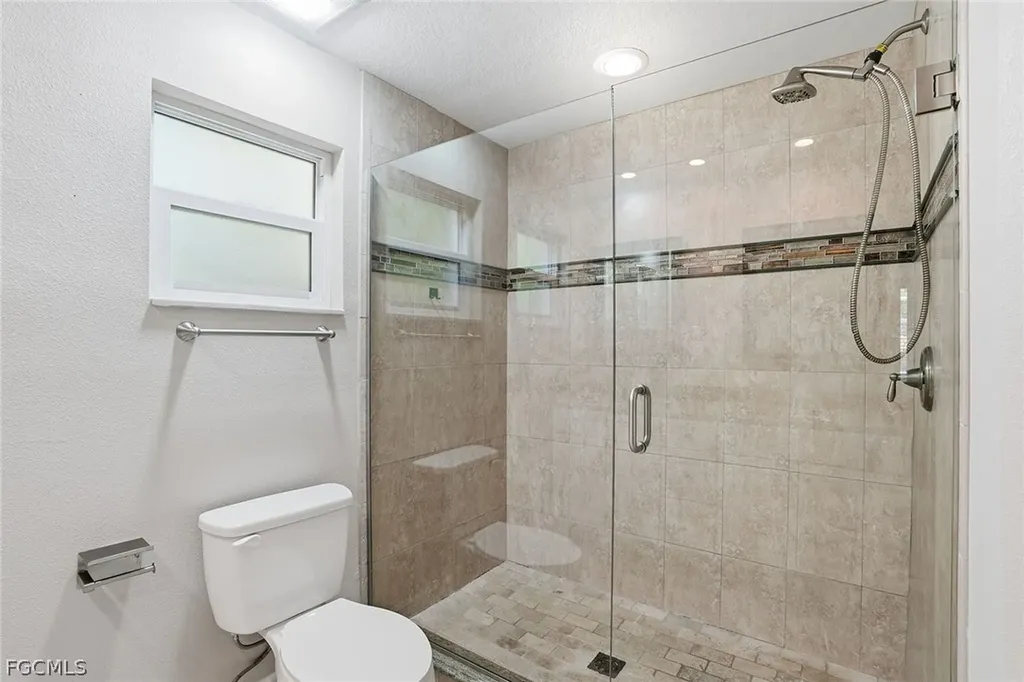 4742 Santa Del Rae Avenue Fort Myers FL 33901