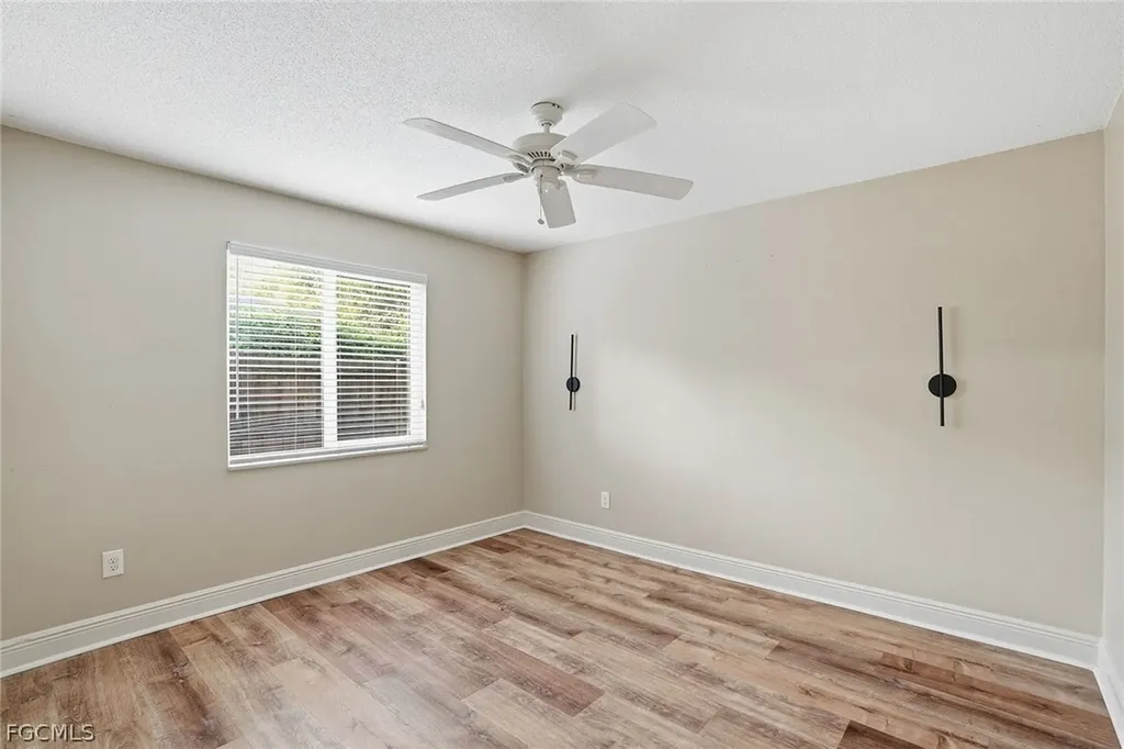 4742 Santa Del Rae Avenue Fort Myers FL 33901