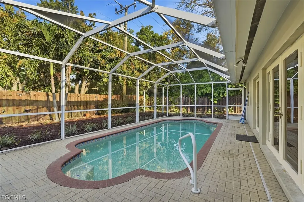 4742 Santa Del Rae Avenue Fort Myers FL 33901