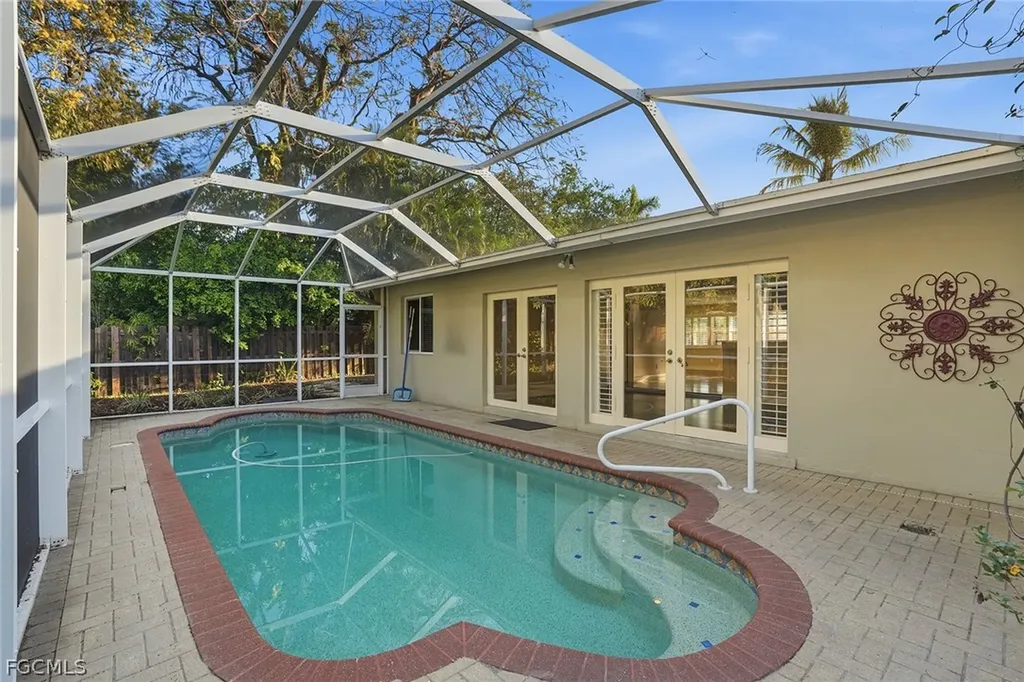 4742 Santa Del Rae Avenue Fort Myers FL 33901