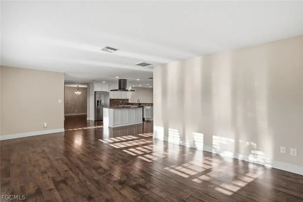 4742 Santa Del Rae Avenue Fort Myers FL 33901