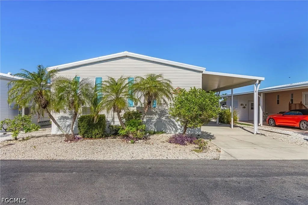 3023 Skipper Lane St. James City FL 33956