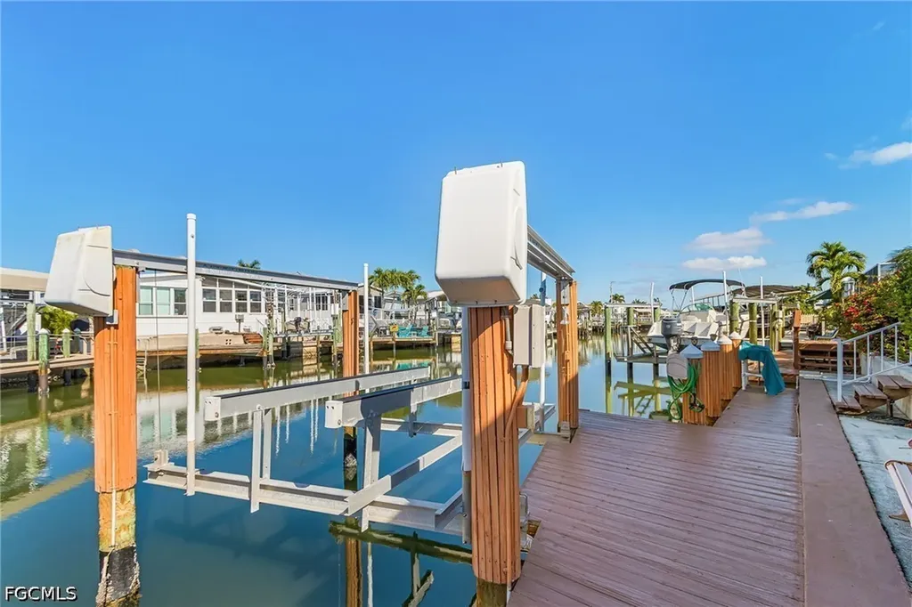 3023 Skipper Lane St. James City FL 33956