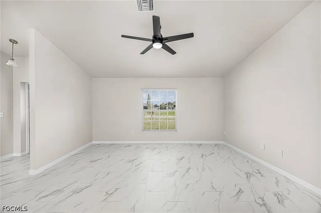 124 NE 15th Terrace Cape Coral FL 33909