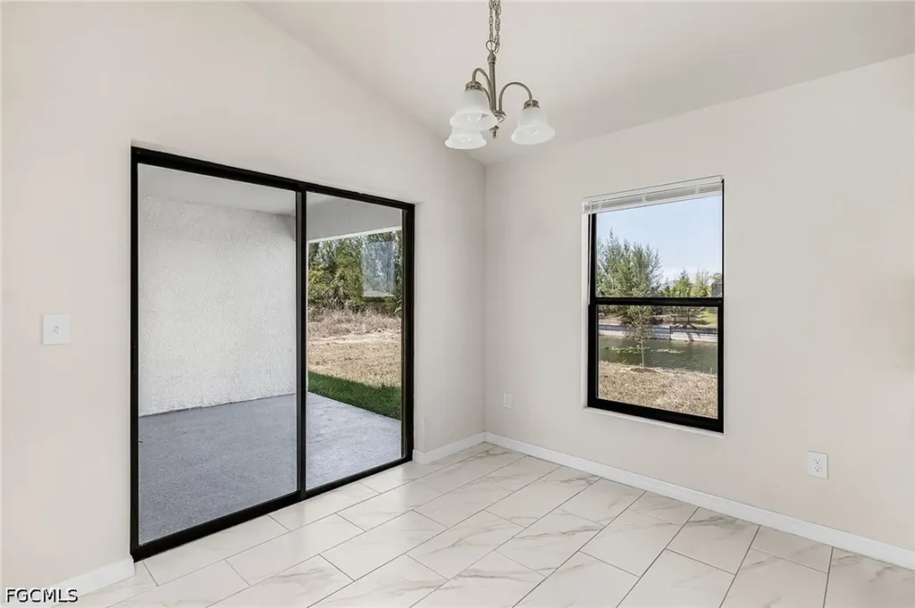 124 NE 15th Terrace Cape Coral FL 33909