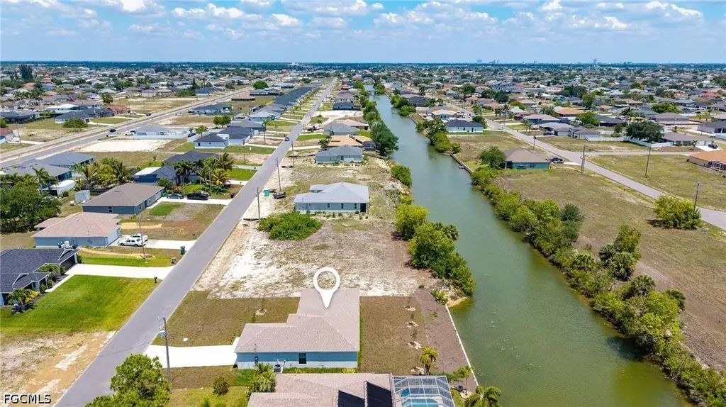 124 NE 15th Terrace Cape Coral FL 33909