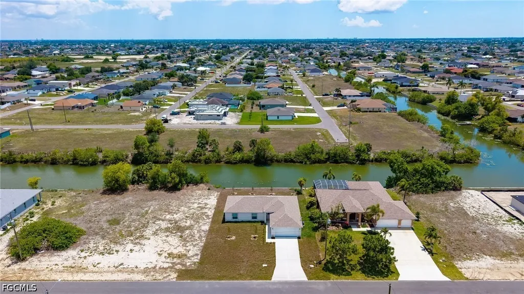 124 NE 15th Terrace Cape Coral FL 33909