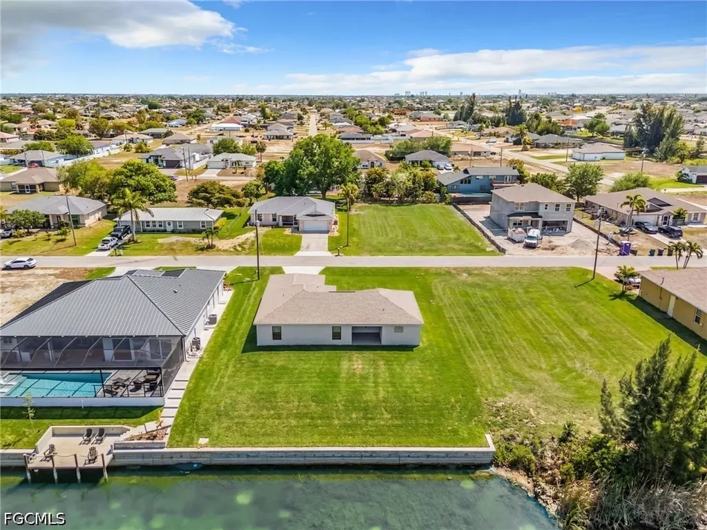 124 NE 15th Terrace Cape Coral FL 33909