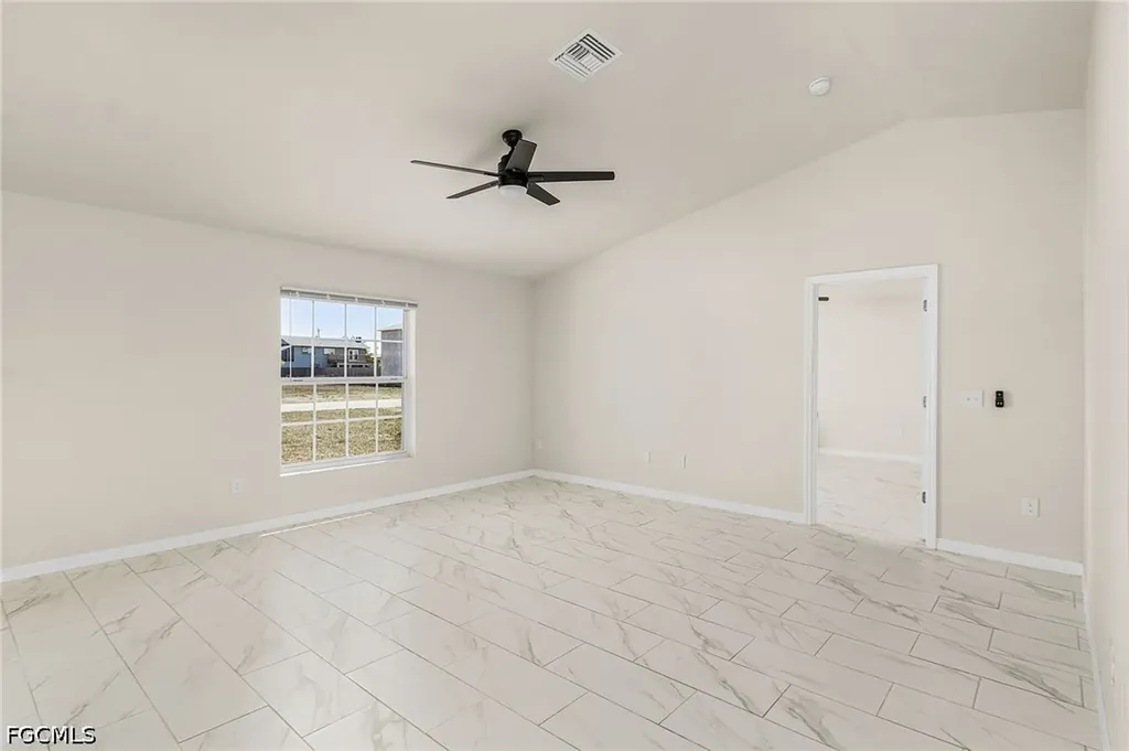 124 NE 15th Terrace Cape Coral FL 33909