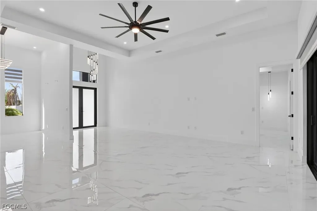 1617 NE 12th Street Cape Coral FL 33909
