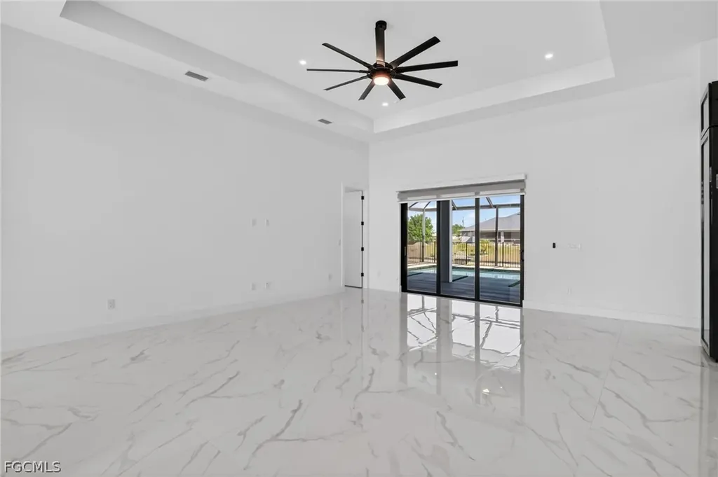 1617 NE 12th Street Cape Coral FL 33909