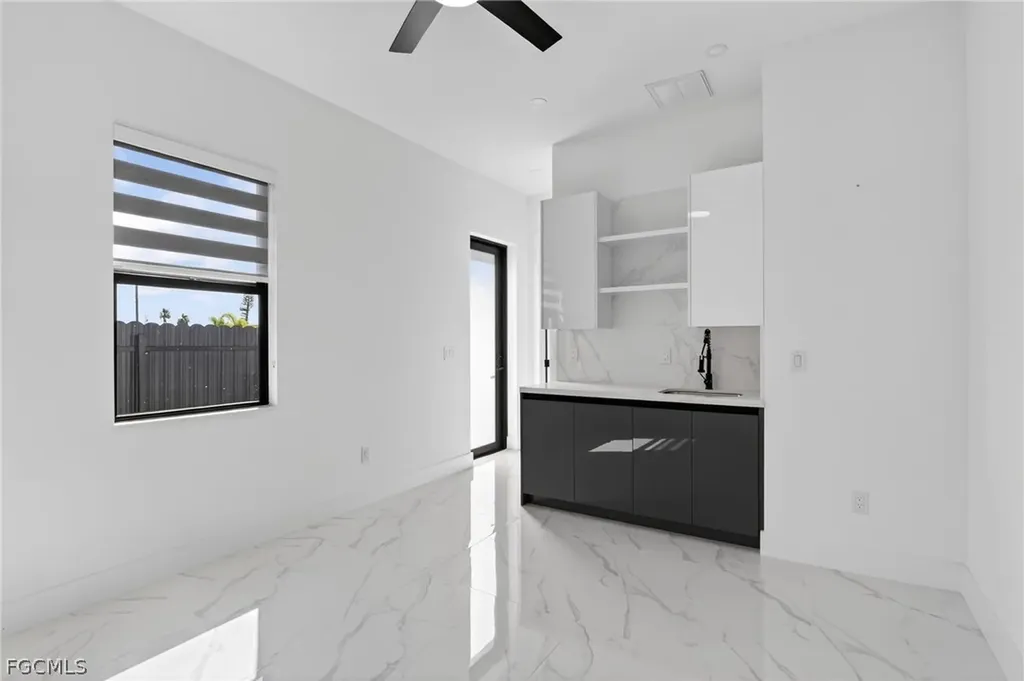 1617 NE 12th Street Cape Coral FL 33909